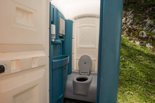 Best Luxury portable toilet rental  in Hazel Crest, IL